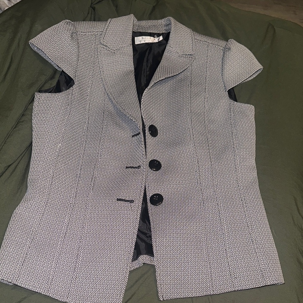 Tahari Black and White Textured Blazer